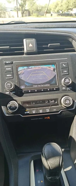 2018 Honda Civic 10th Gen - Image 14 of 17