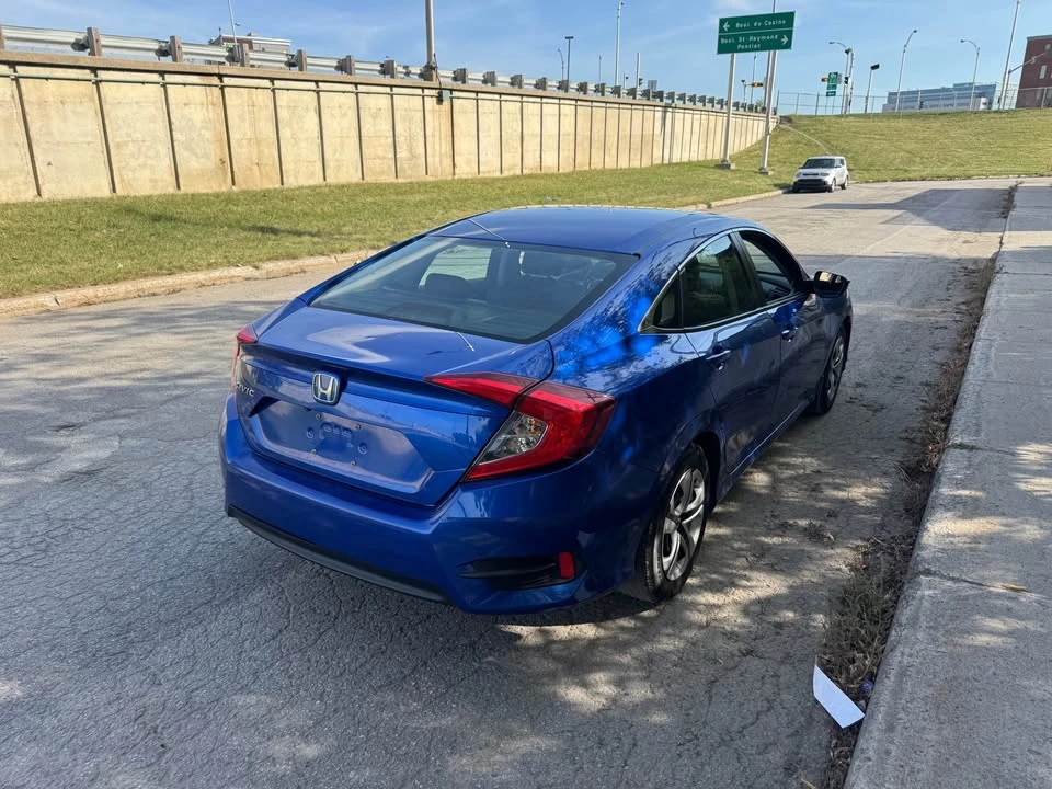 2018 Honda Civic 10th Gen - Image 4 of 13