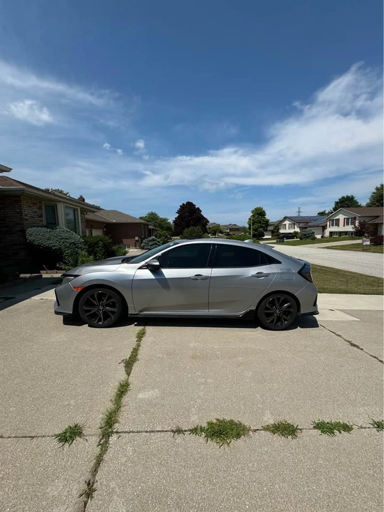 2018 Honda Civic 10th Gen - Image 10 of 14