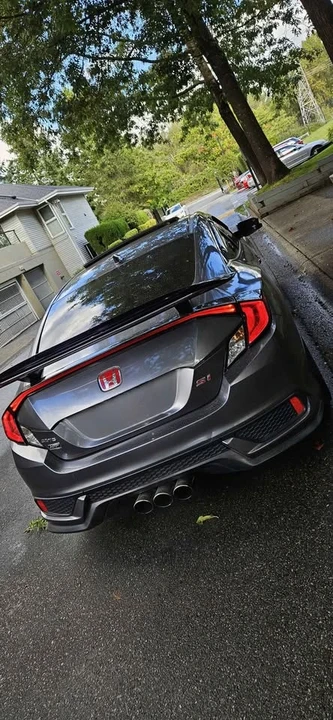 2018 Honda Civic 10th Gen - Image 8 of 13