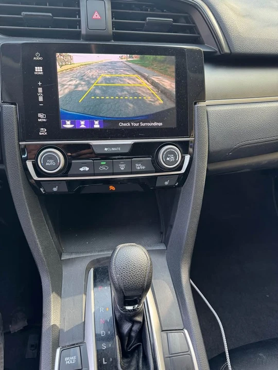 2018 Honda Civic 10th Gen - Image 7 of 13