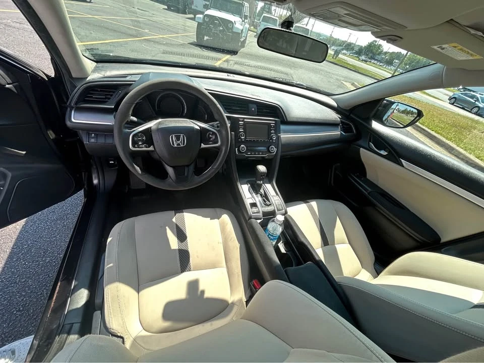 2018 Honda Civic 10th Gen - Image 10 of 14