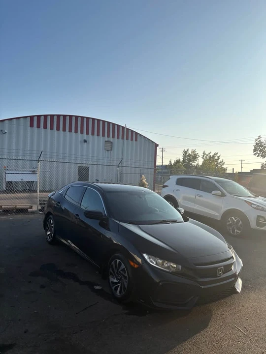 2018 Honda Civic 10th Gen - Image 2 of 20