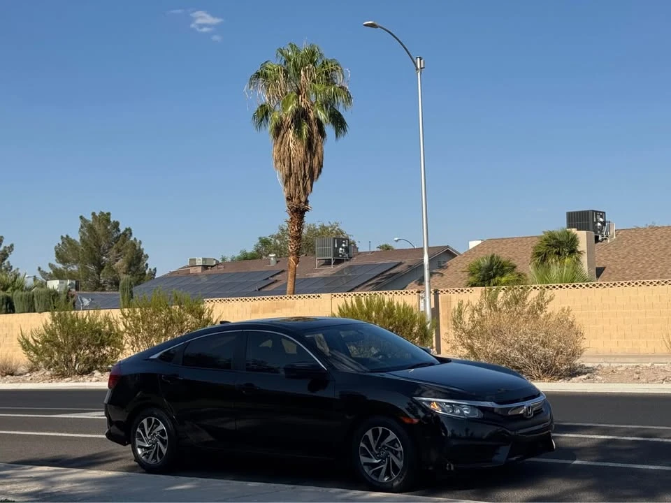 2018 Honda Civic 10th Gen - Image 8 of 13