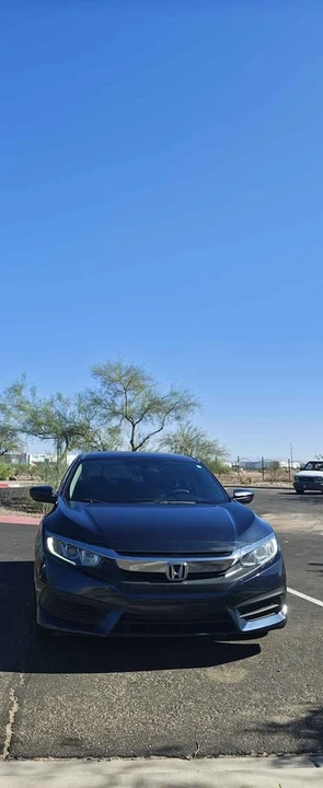 2018 Honda Civic 10th Gen - Image 10 of 17