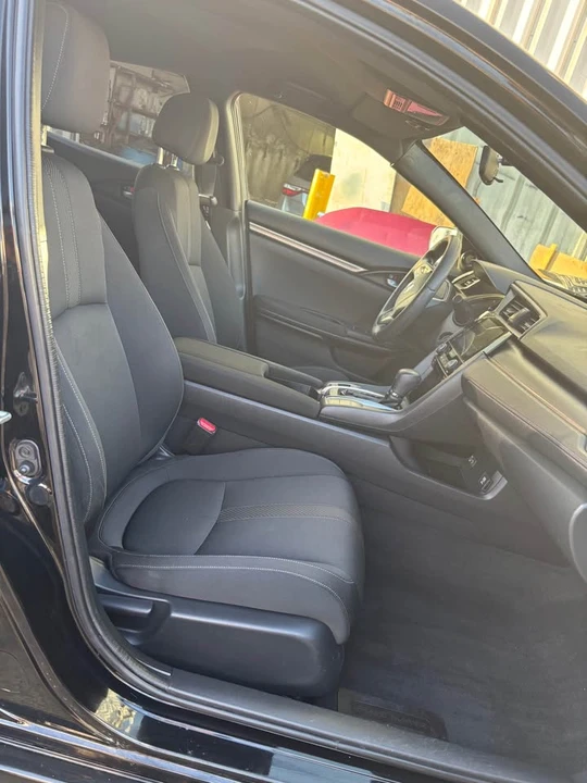 2018 Honda Civic 10th Gen - Image 8 of 20