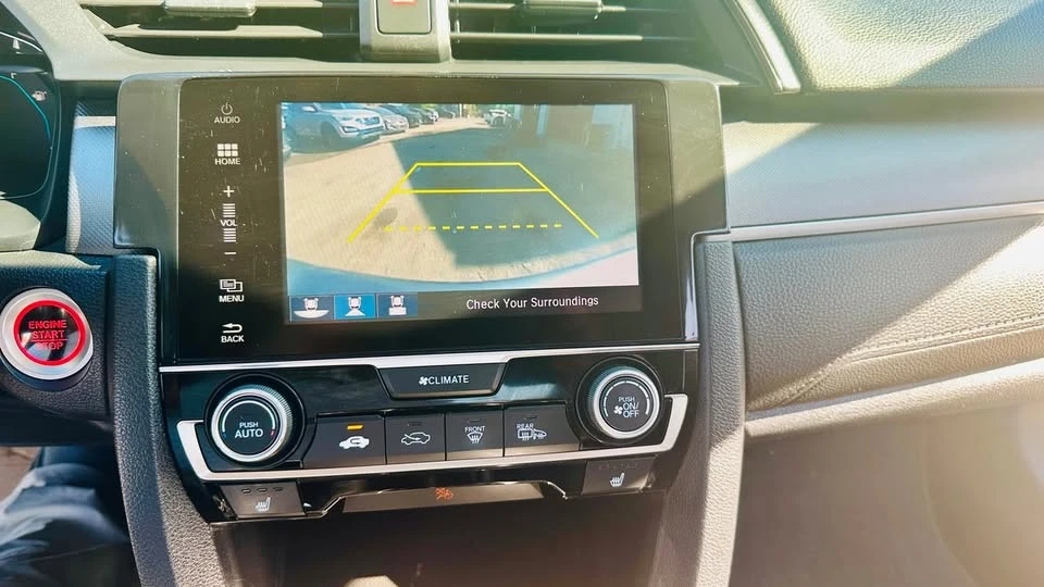 2018 Honda Civic 10th Gen - Image 16 of 17