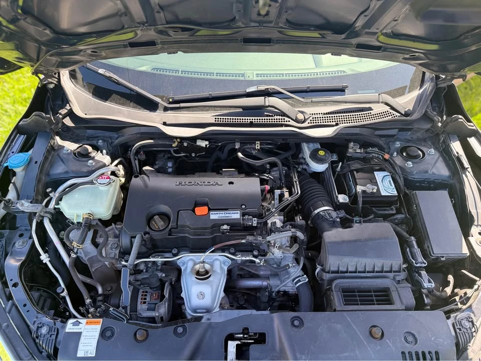 2018 Honda Civic 10th Gen - Image 7 of 12