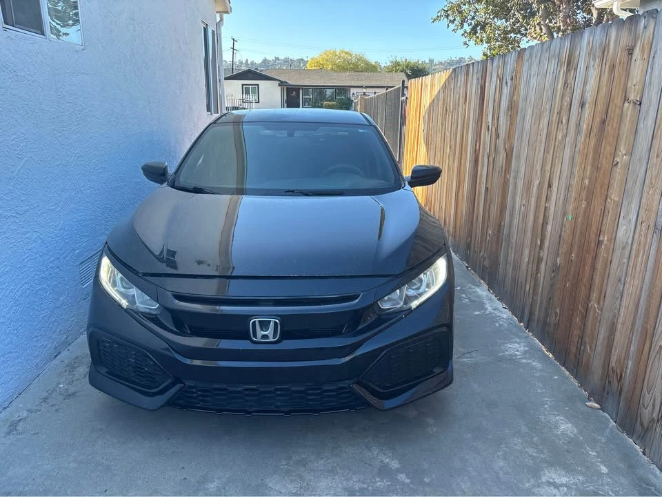 2018 Honda Civic 10th Gen - Image 6 of 8