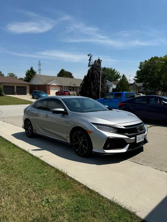 2018 Honda Civic 10th Gen - Image 13 of 14