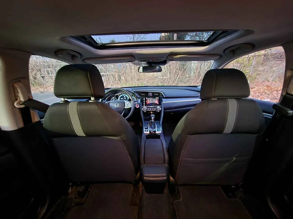 2018 Honda Civic 10th Gen - Image 6 of 15
