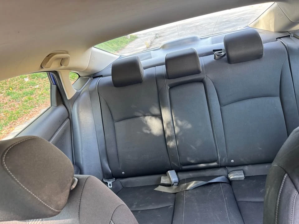 2018 Honda Civic 10th Gen - Image 6 of 13