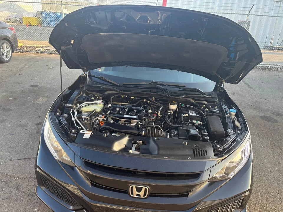 2018 Honda Civic 10th Gen - Image 14 of 20