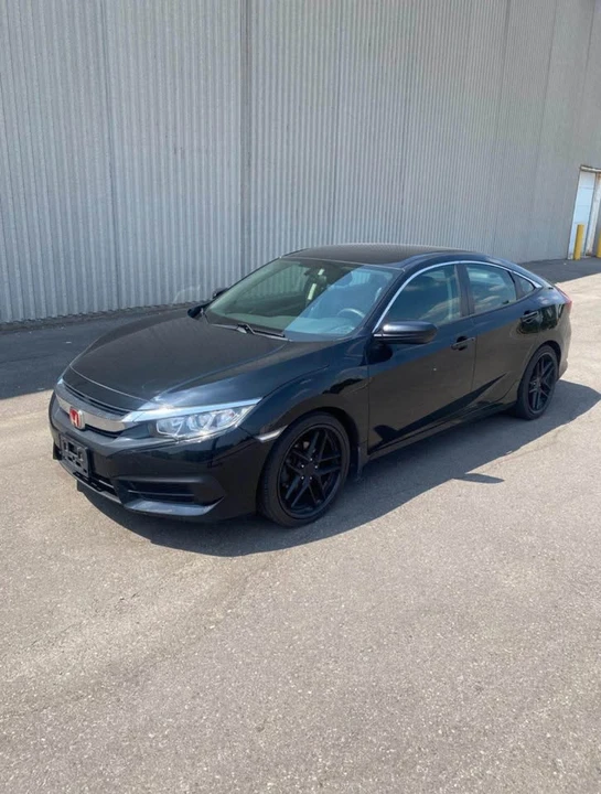 2018 Honda Civic 10th Gen - Image 6 of 7