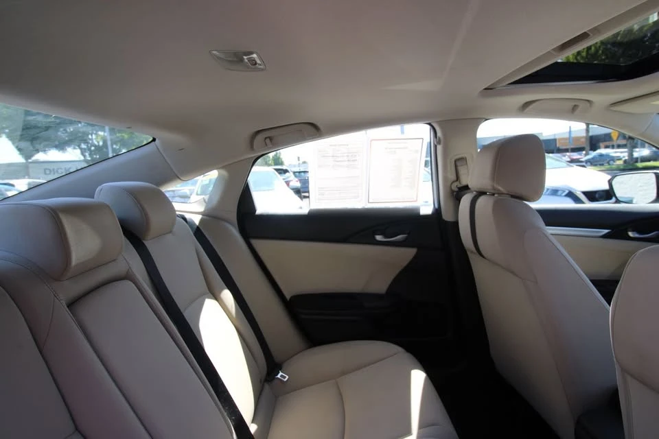 2018 Honda Civic 10th Gen - Image 14 of 20