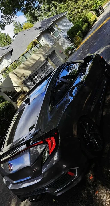2018 Honda Civic 10th Gen - Image 2 of 13