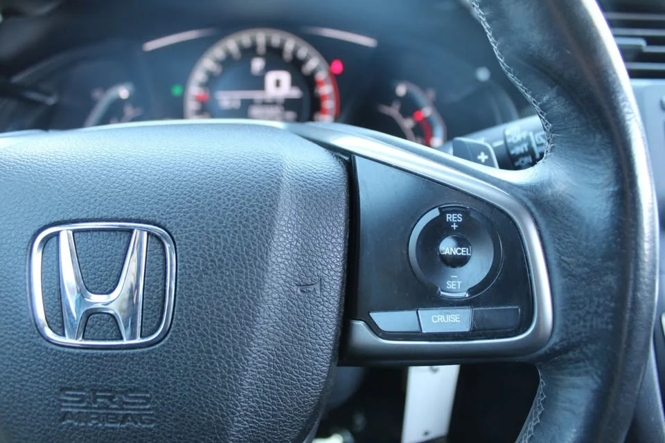 2018 Honda Civic 10th Gen - Image 12 of 20