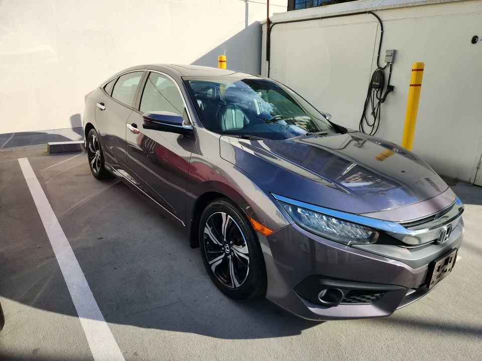 2018 Honda Civic 10th Gen - Image 2 of 7