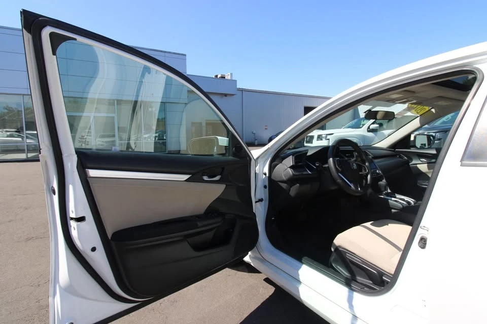 2018 Honda Civic 10th Gen - Image 9 of 20