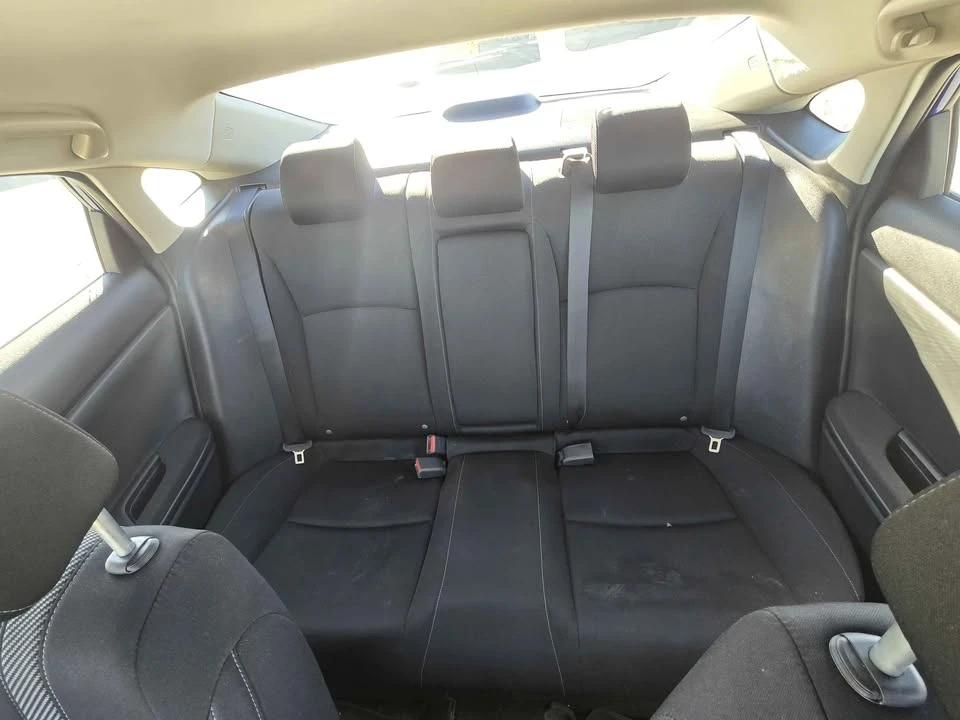 2018 Honda Civic 10th Gen - Image 13 of 17