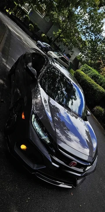2018 Honda Civic 10th Gen - Image 9 of 14