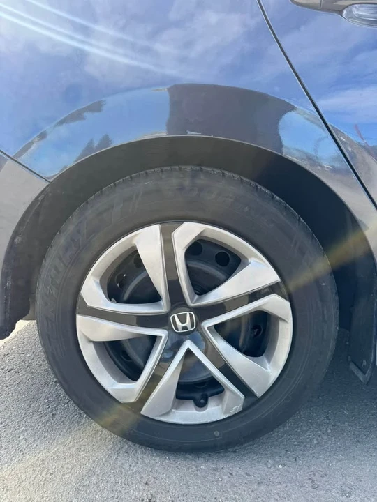 2018 Honda Civic 10th Gen - Image 4 of 7