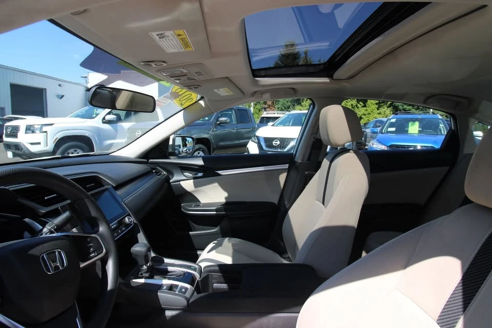 2018 Honda Civic 10th Gen - Image 10 of 20