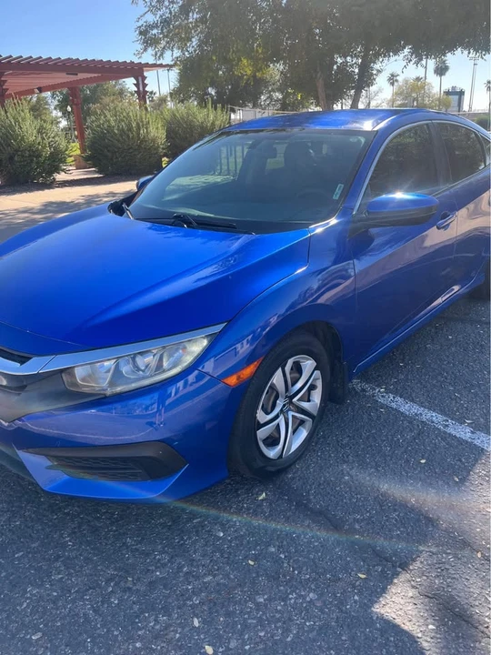 2018 Honda Civic 10th Gen - Image 4 of 15