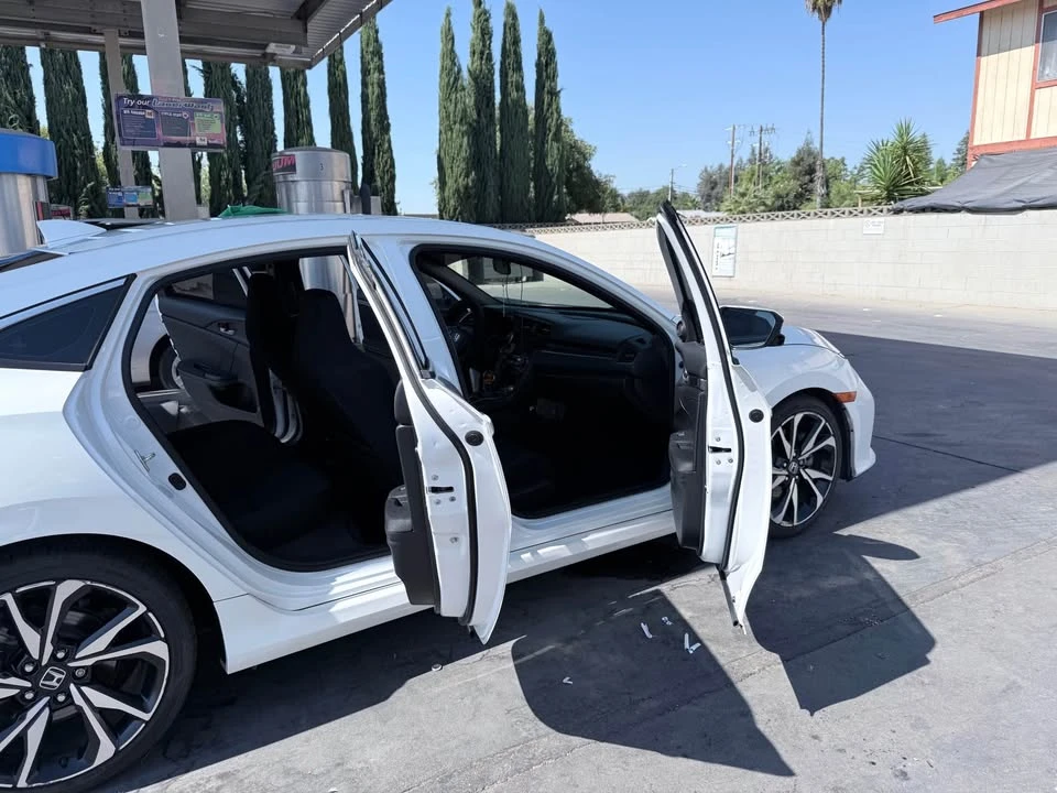 2018 Honda Civic 10th Gen - Image 6 of 7