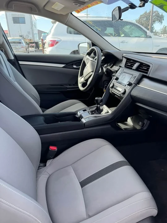2018 Honda Civic 10th Gen - Image 7 of 7