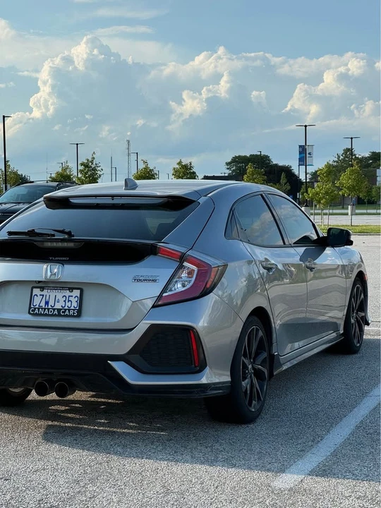 2018 Honda Civic 10th Gen - Image 4 of 14