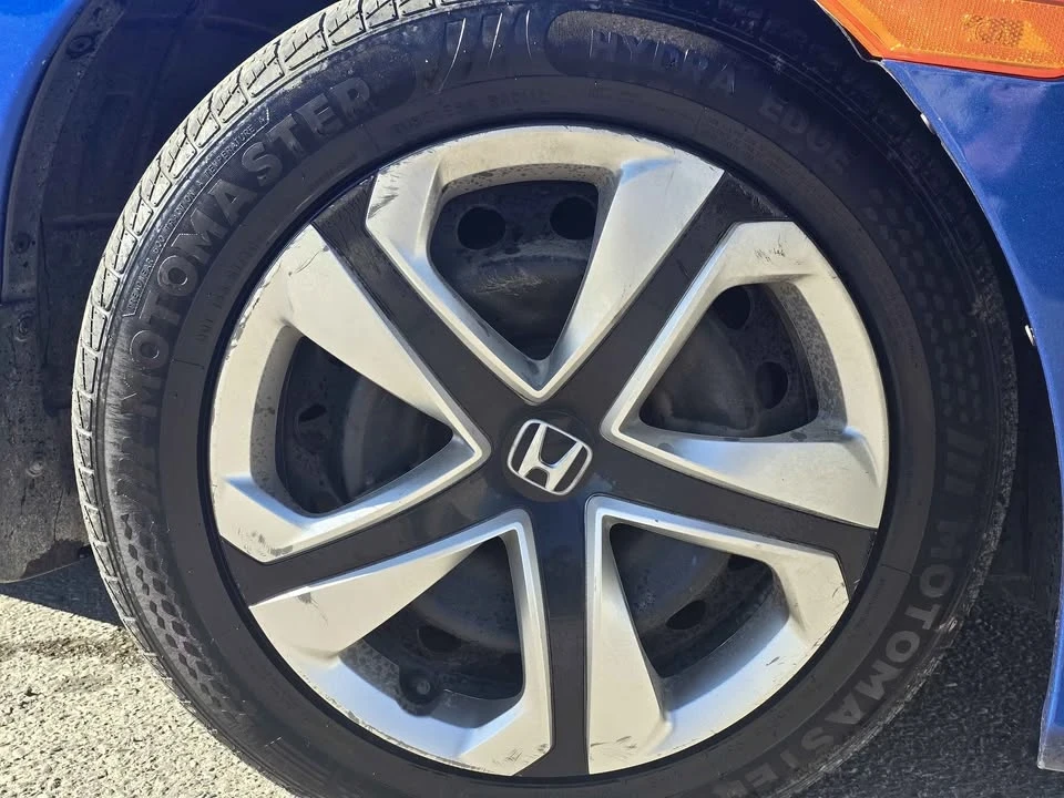 2018 Honda Civic 10th Gen - Image 9 of 17