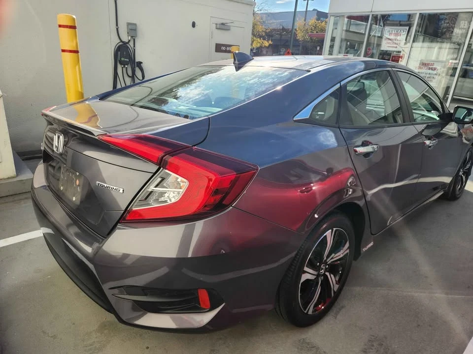 2018 Honda Civic 10th Gen - Image 4 of 7