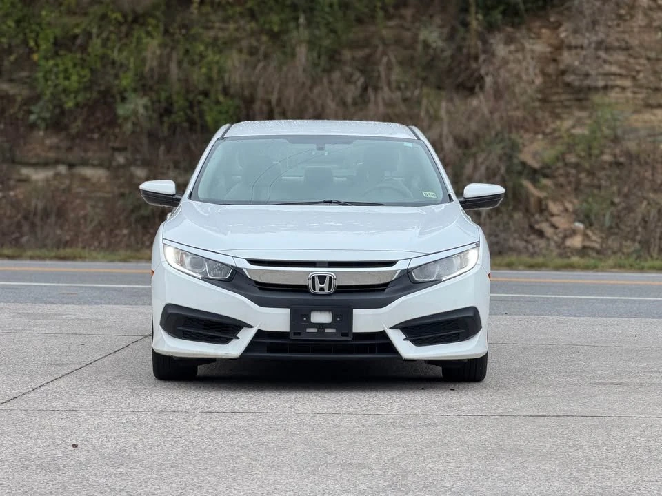 2018 Honda Civic 10th Gen - Image 2 of 12