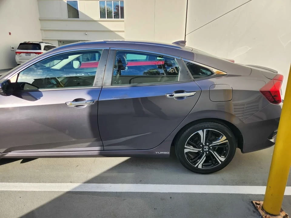 2018 Honda Civic 10th Gen - Image 3 of 7