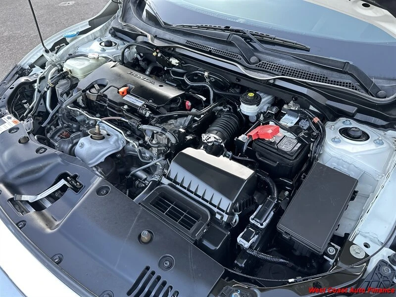 2018 Honda Civic 10th Gen - Image 13 of 17