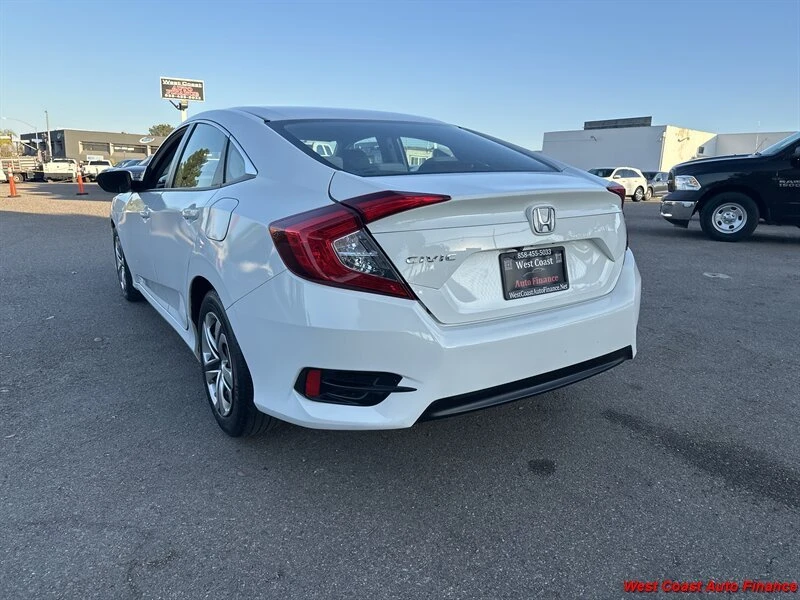 2018 Honda Civic 10th Gen - Image 11 of 17