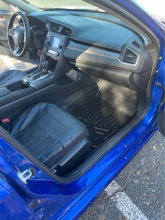 2018 Honda Civic 10th Gen - Image 12 of 15