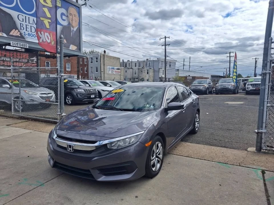 2018 Honda Civic 10th Gen - Image 4 of 9