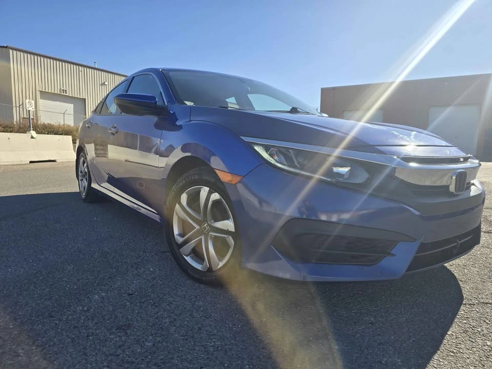 2018 Honda Civic 10th Gen - Image 4 of 17