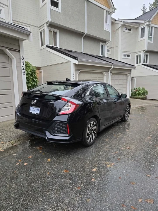 2018 Honda Civic 10th Gen - Image 3 of 12