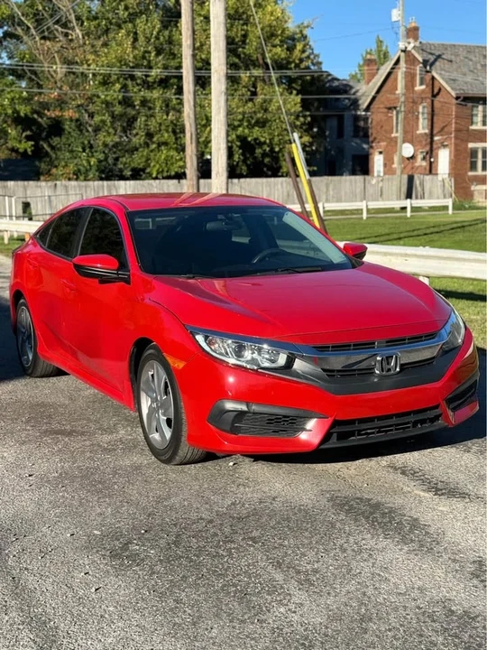 2018 Honda Civic 10th Gen - Image 2 of 9