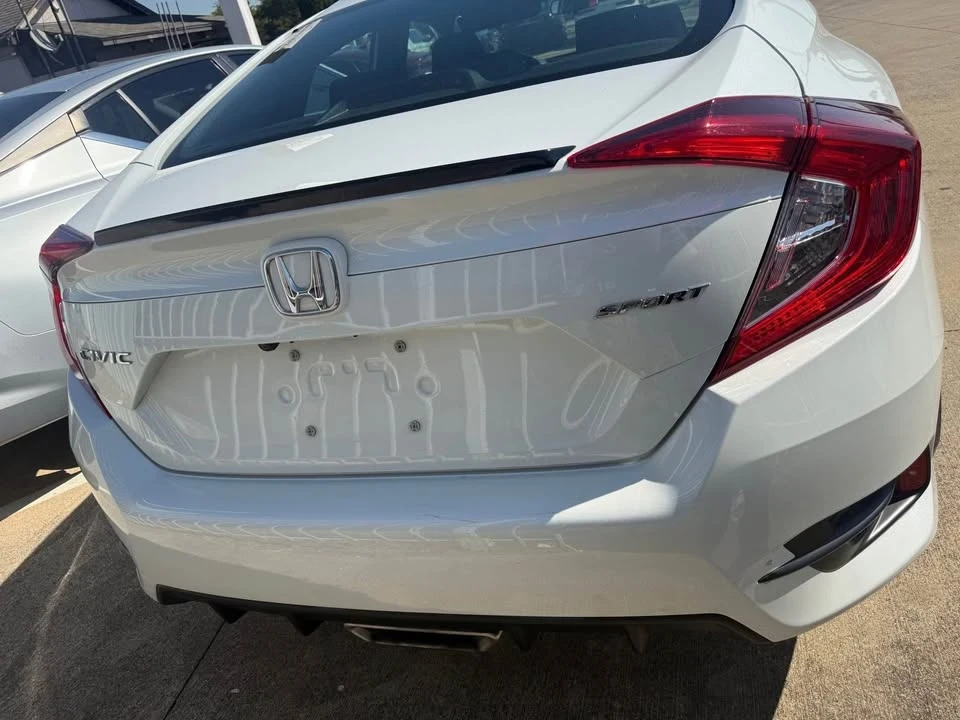 2018 Honda Civic 10th Gen - Image 4 of 4