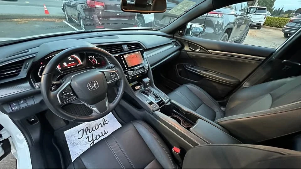 2018 Honda Civic 10th Gen - Image 8 of 17