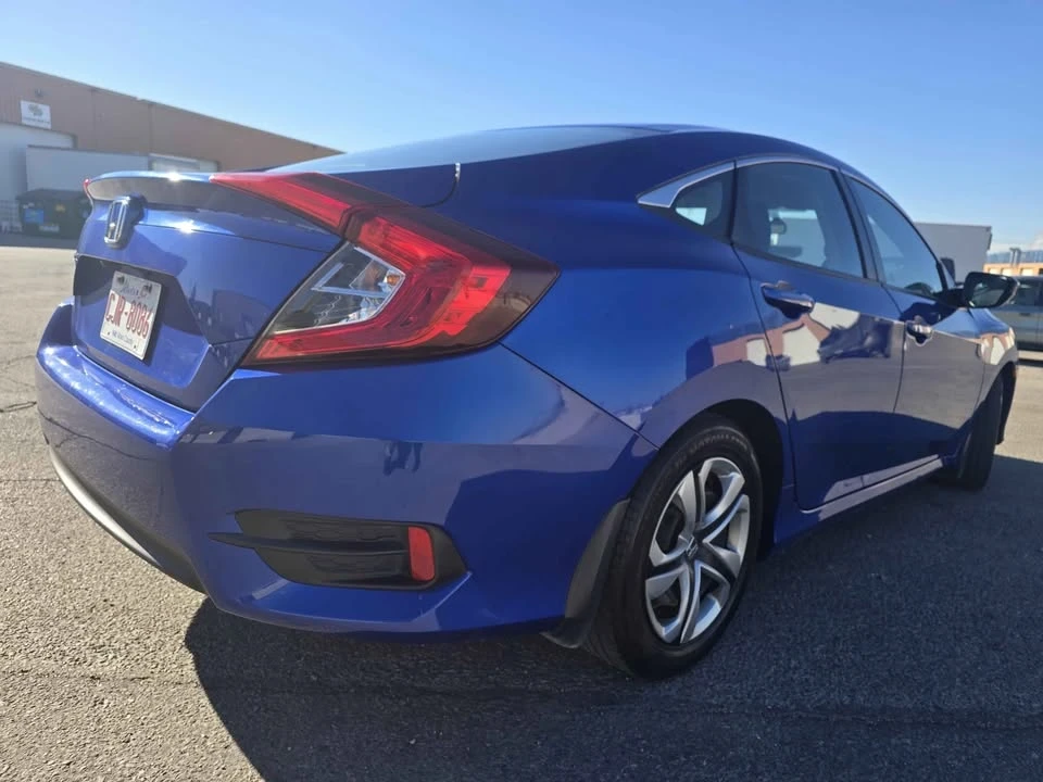 2018 Honda Civic 10th Gen - Image 5 of 17