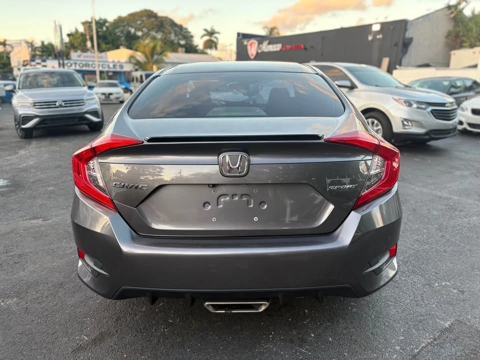 2018 Honda Civic 10th Gen - Image 6 of 15