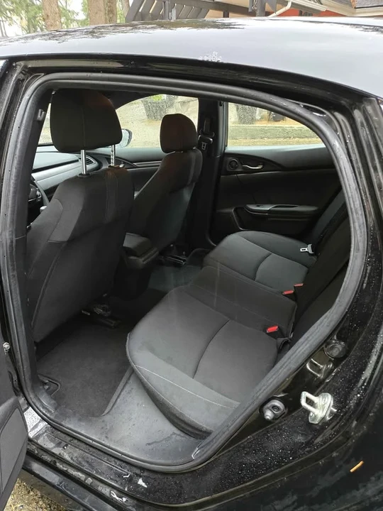 2018 Honda Civic 10th Gen - Image 8 of 12