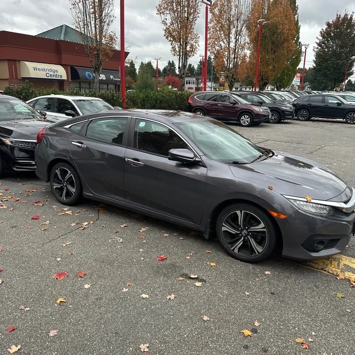 2018 Honda Civic 10th Gen - Image 2 of 3