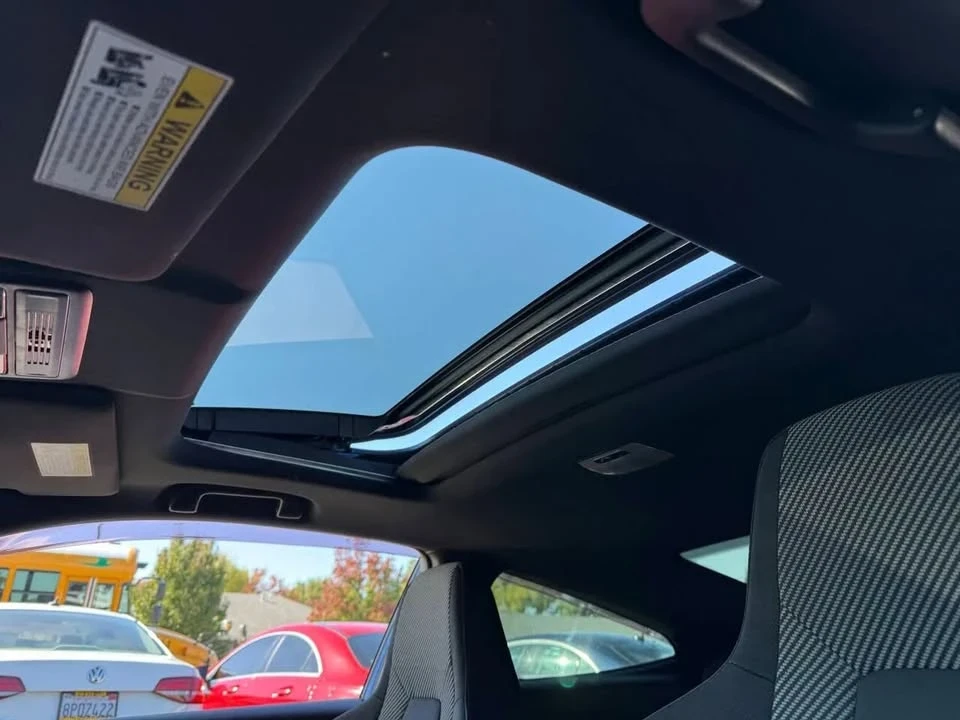 2018 Honda Civic 10th Gen - Image 12 of 20