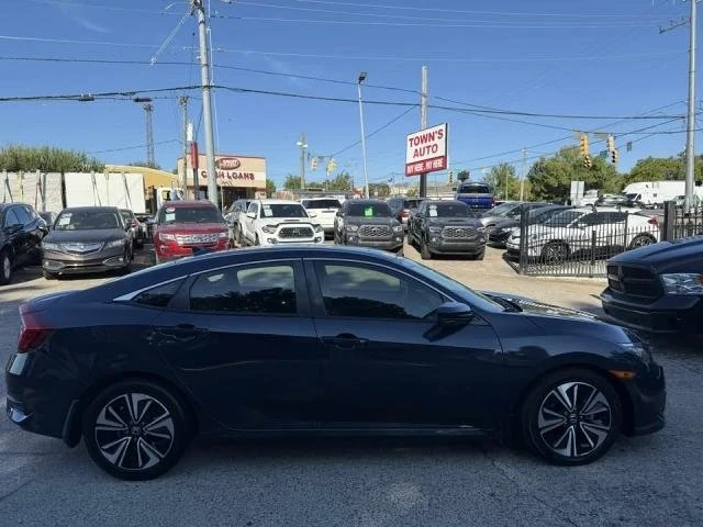 2018 Honda Civic 10th Gen - Image 3 of 16